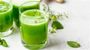 مشروب طبيعي يعزز تنظيف الكبد من السموم عند تناوله قبل النوم